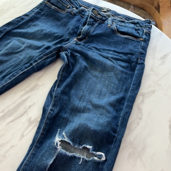 Just Black Distressed Jeans - Picture 3 of 8